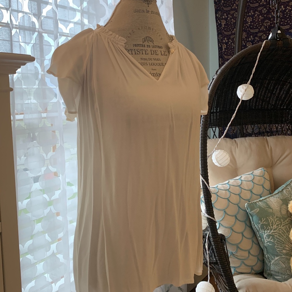 Old Navy White Short Sleeve Button Front Blouse